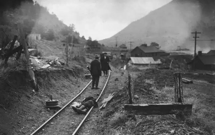 1906 railroad accident that led to Ivy Lee creating the first press release.